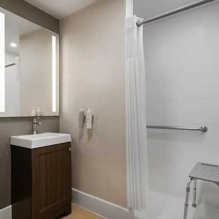 Hilton Garden Inn Portland Airport-3